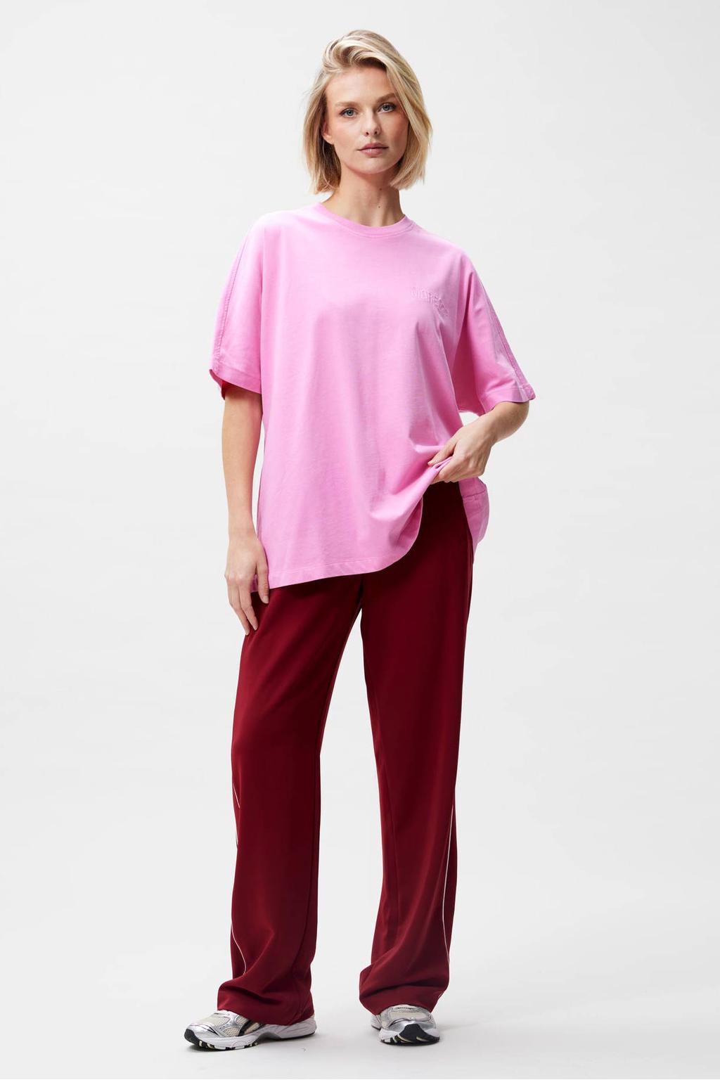 Roze en rode dames Catwalk Junkie T-shirt van katoen met backprint, korte mouwen en ronde hals