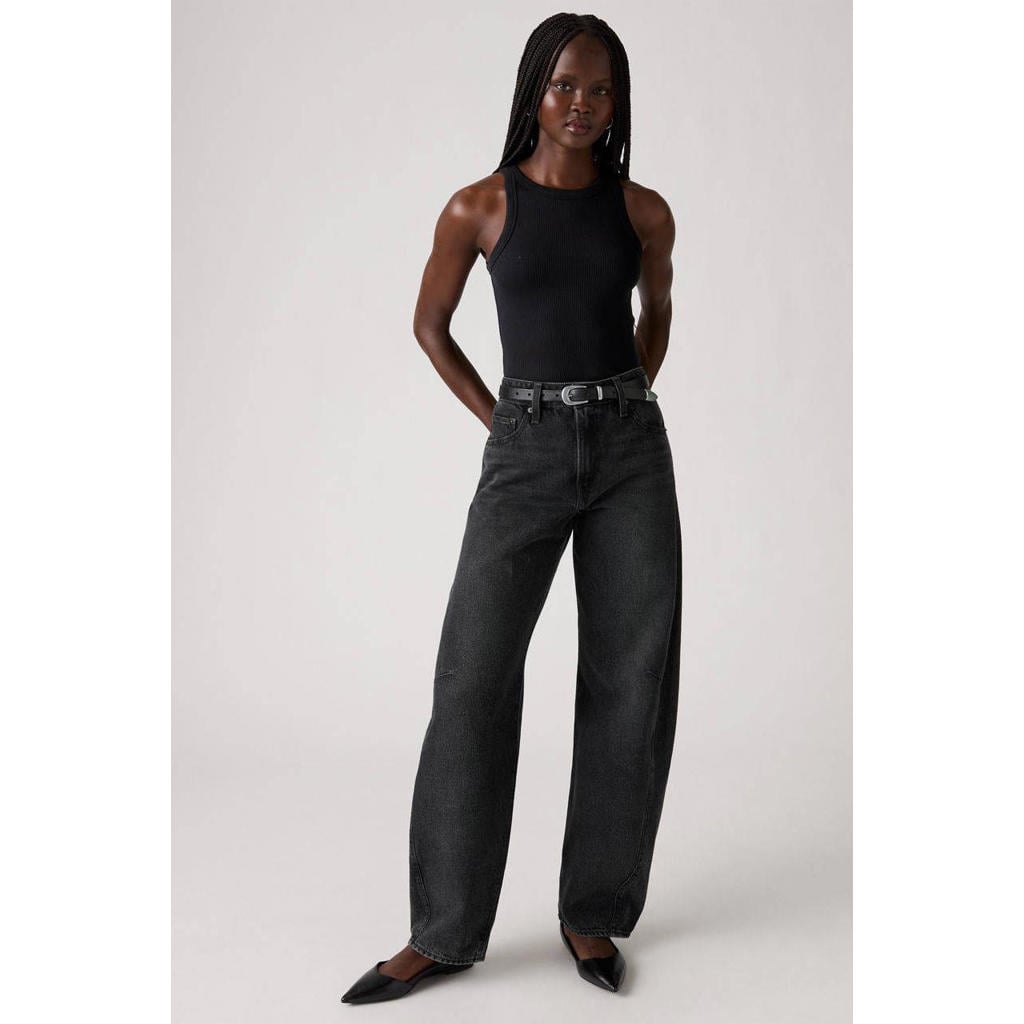 Black denim dames Levi's barrel jeans black van denim met regular waist, rits- en knoopsluiting en effen