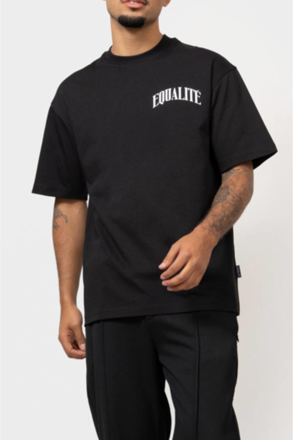 Zwarte heren Equalité Oversized T-shirt van katoen met backprint, korte mouwen en ronde hals