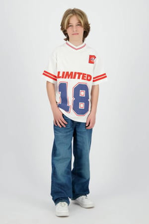T-shirt wit
