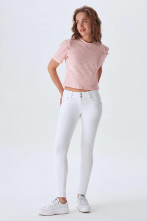 slim fit jeans