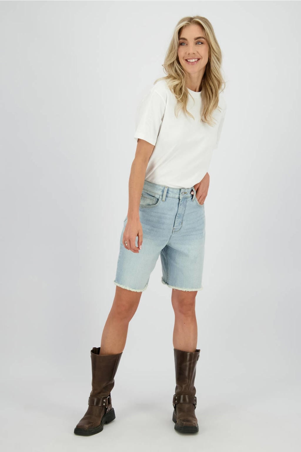 Light blue denim dames Raizzed wide leg regular waist short van denim met rits- en knoopsluiting en effen