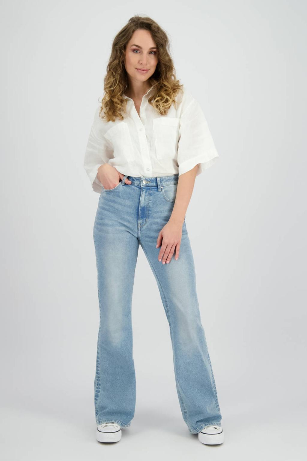 Medium blue denim dames Raizzed high waist flared jeans van katoen met knoopsluiting en effen