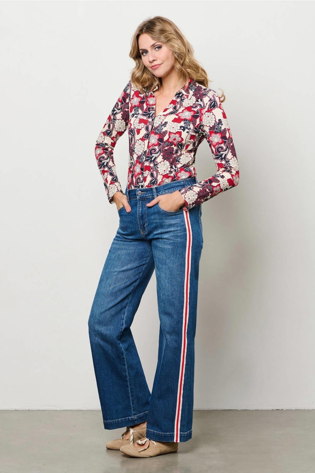 Medium blue denim dames &Co Woman straight leg jeans van denim met effen