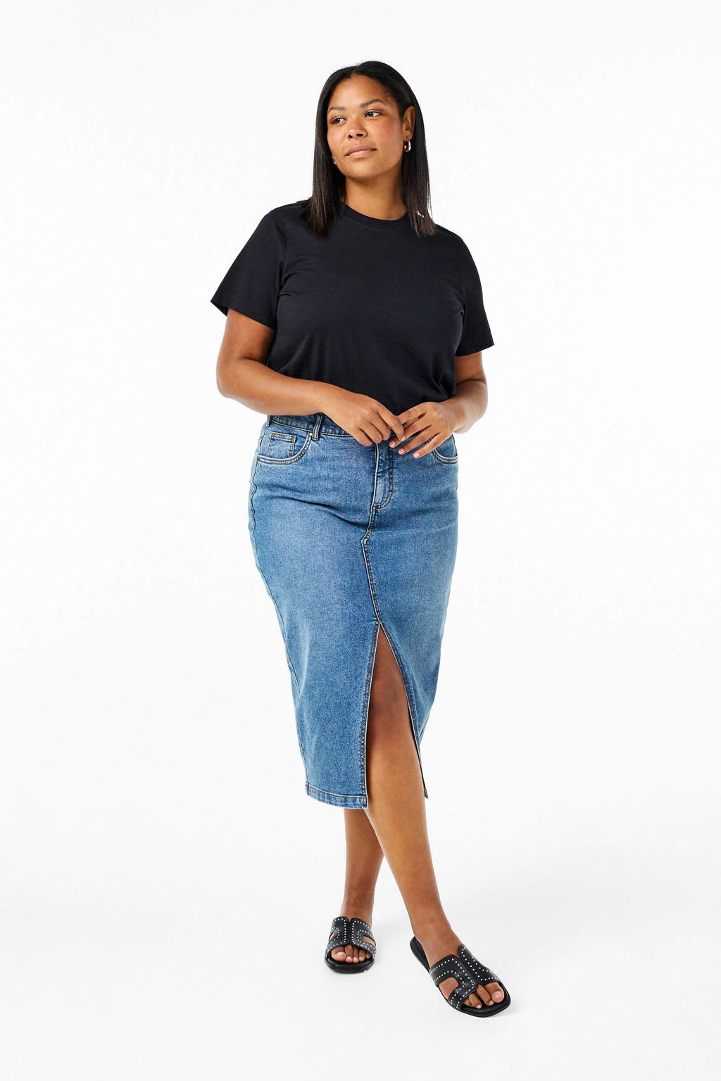 Zwarte dames Zizzi T-shirt van katoen met effen, korte mouwen en ronde hals