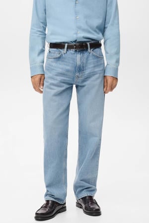 straight leg jeans