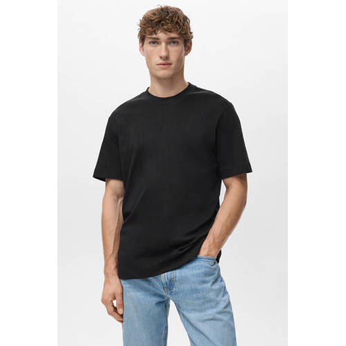 Mango Man Rechtvallend T-shirt zwart afbeelding