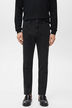 tapered jeans