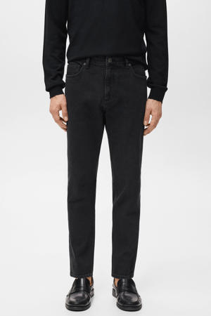 tapered jeans