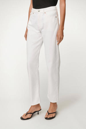 straight leg jeans wit