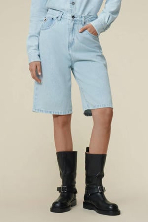 relaxed regular waist short light blue denim