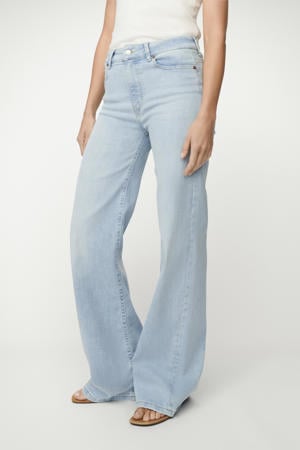 wide leg jeans light blue denim