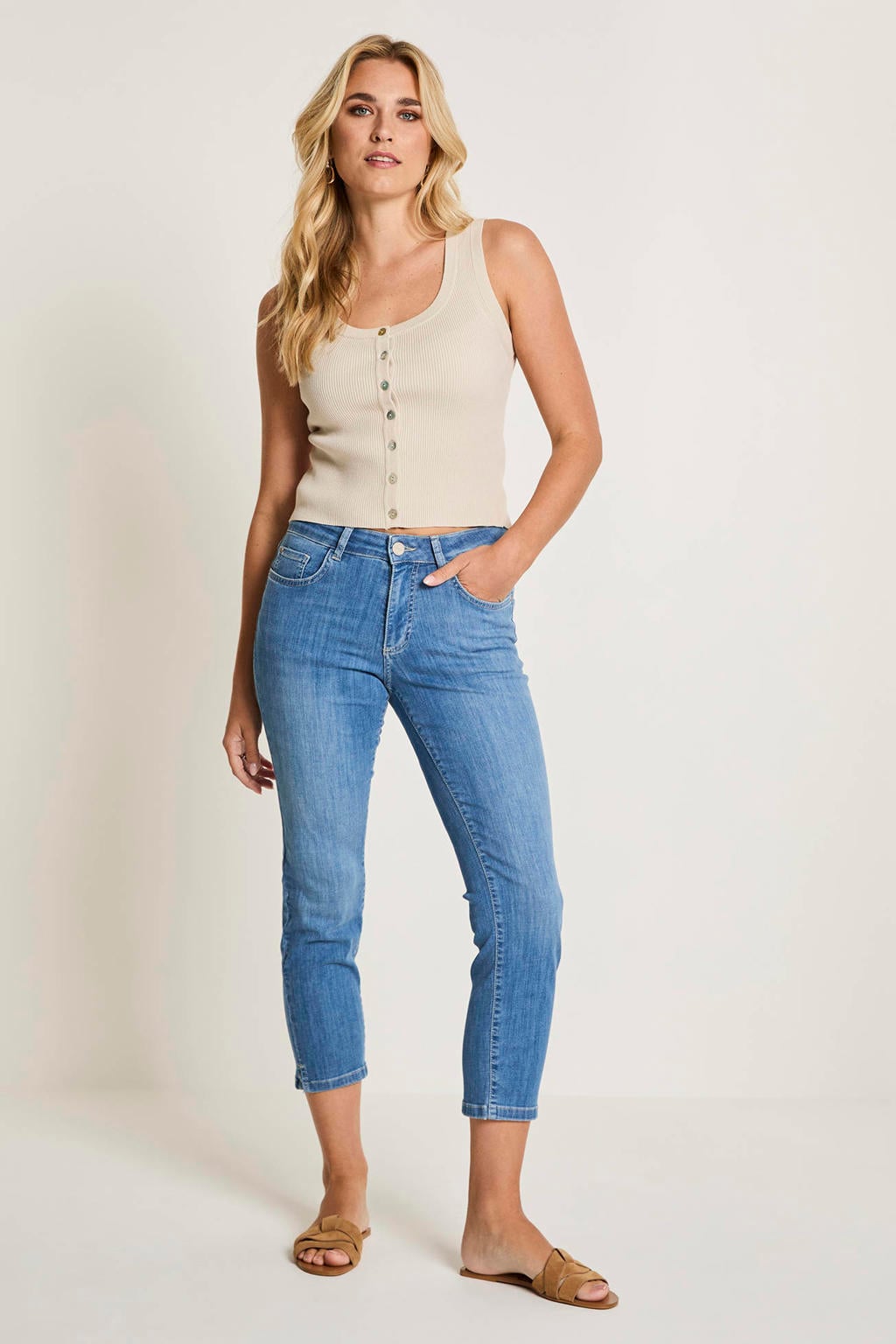 Medium blue denim dames Para Mi skinny high waist capri van stretchkatoen met rits- en knoopsluiting en effen