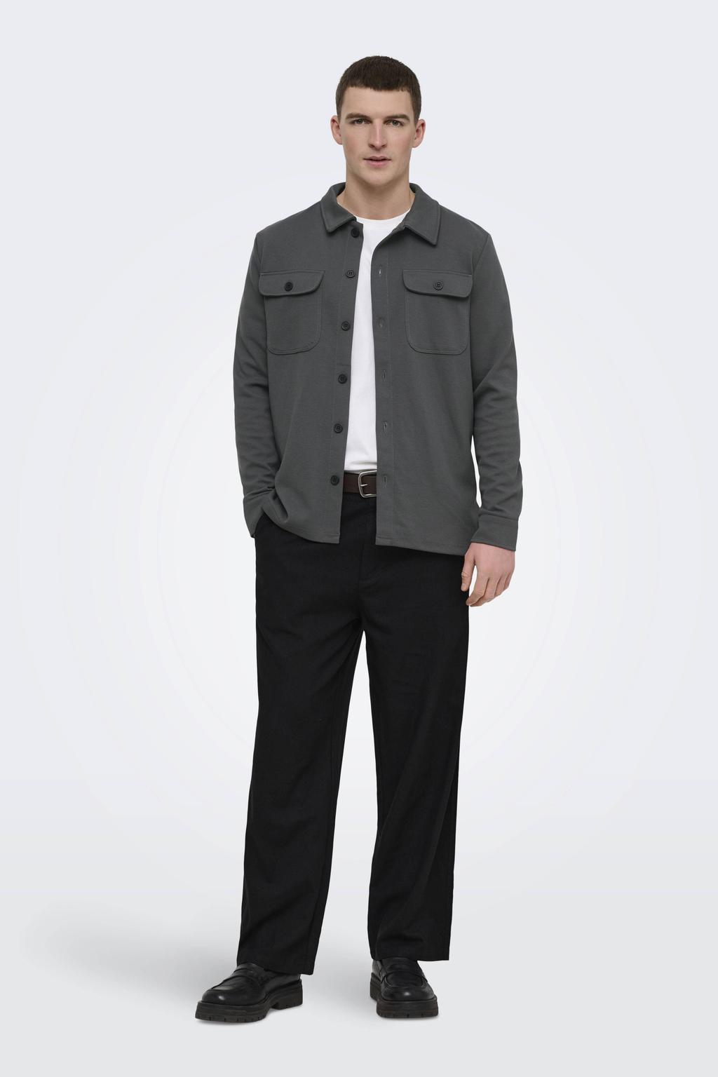 Grijze heren ONLY & SONS regular overshirt van polyester met effen, lange mouwen, klassieke kraag en knoopsluiting