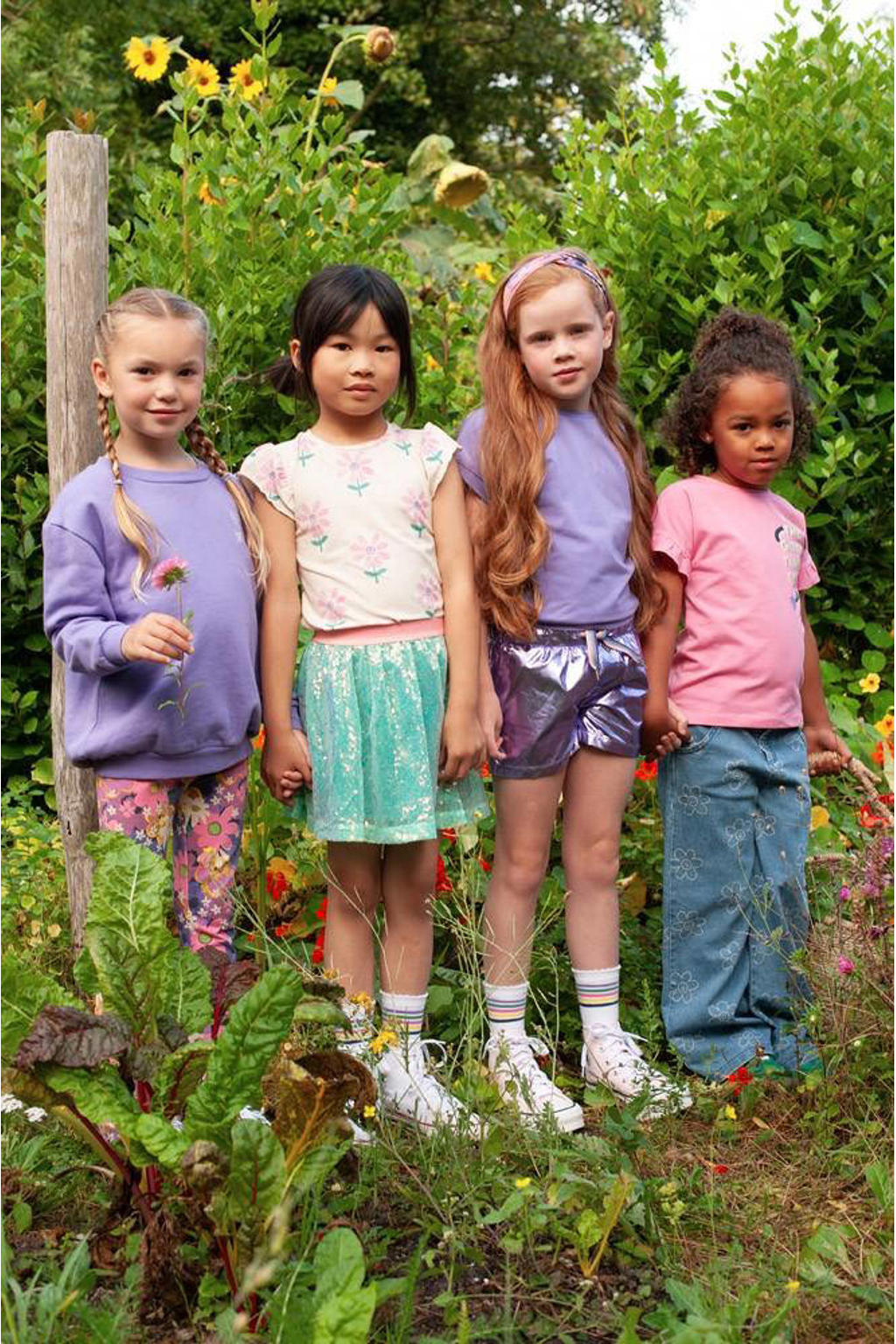 Paarse meisjes Jubel T-shirt Rolling in to Spring met korte mouwen en ronde hals