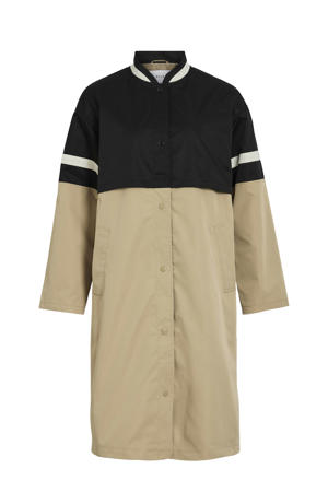 trenchcoat beige