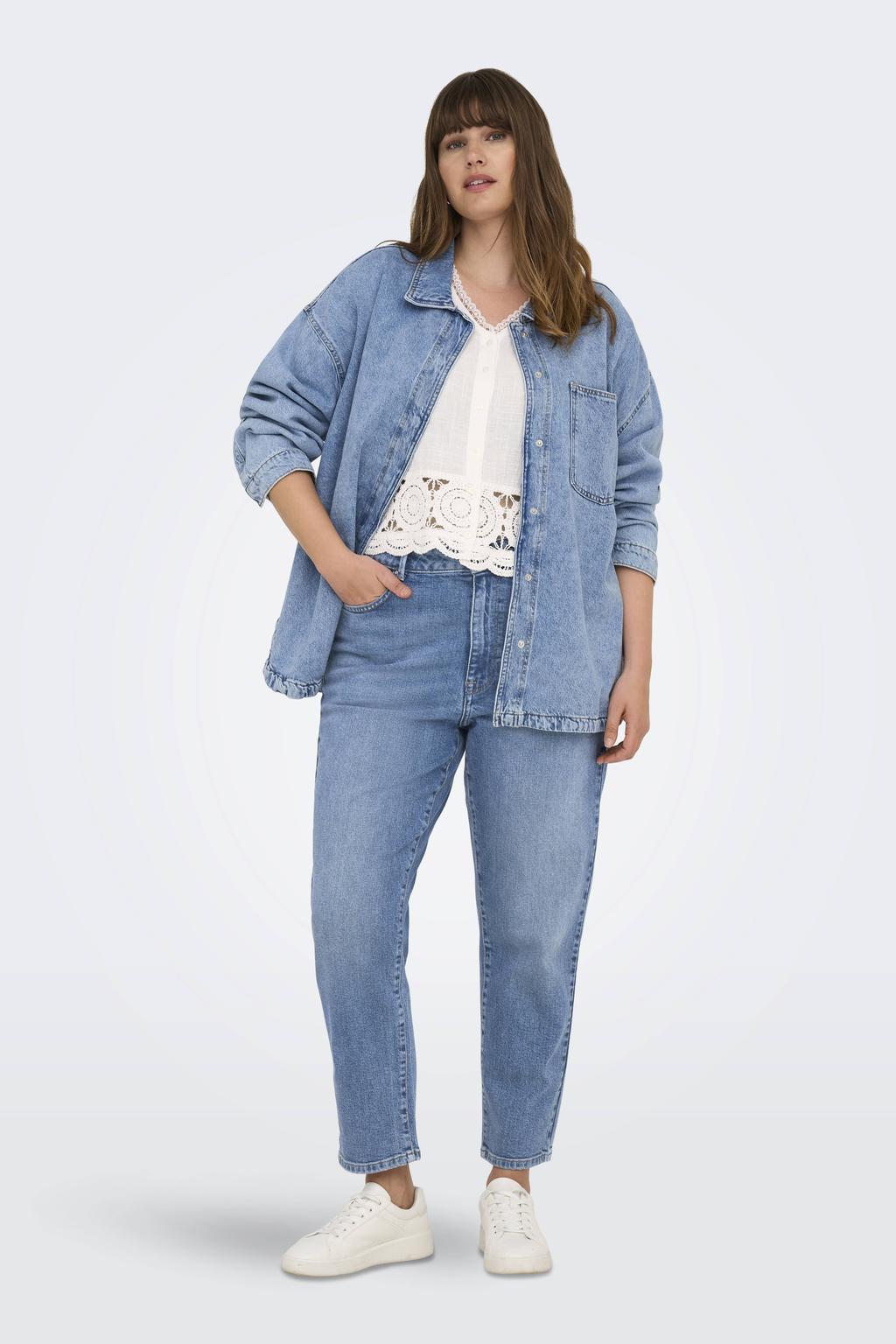 Medium blue denim dames ONLY CARMAKOMA straight leg jeans van denim met rits- en knoopsluiting en effen
