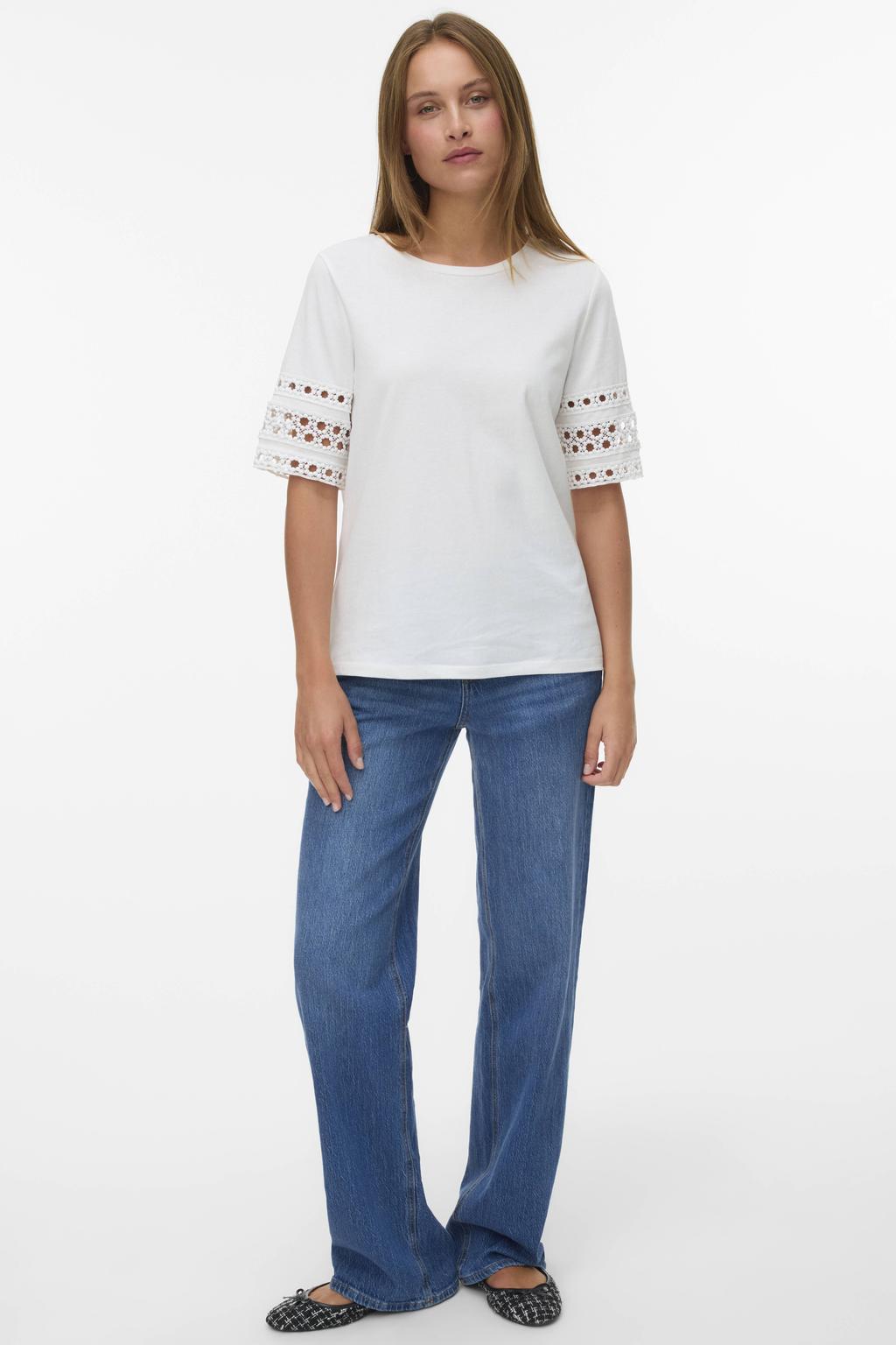Ecru dames VERO MODA top broderie met effen, half lange mouwen en ronde hals