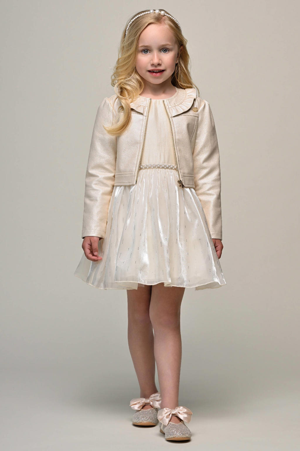 Ecru meisjes Le Chic imitatieleren jasje zomer met lange mouwen, ronde hals, ritssluiting en glimmend detail