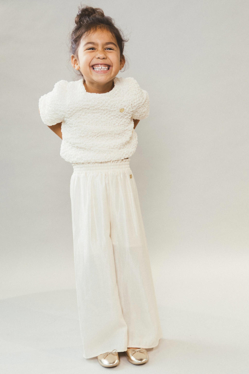 Witte meisjes Le Chic blousetop van polyester met korte mouwen, ronde hals en textuur