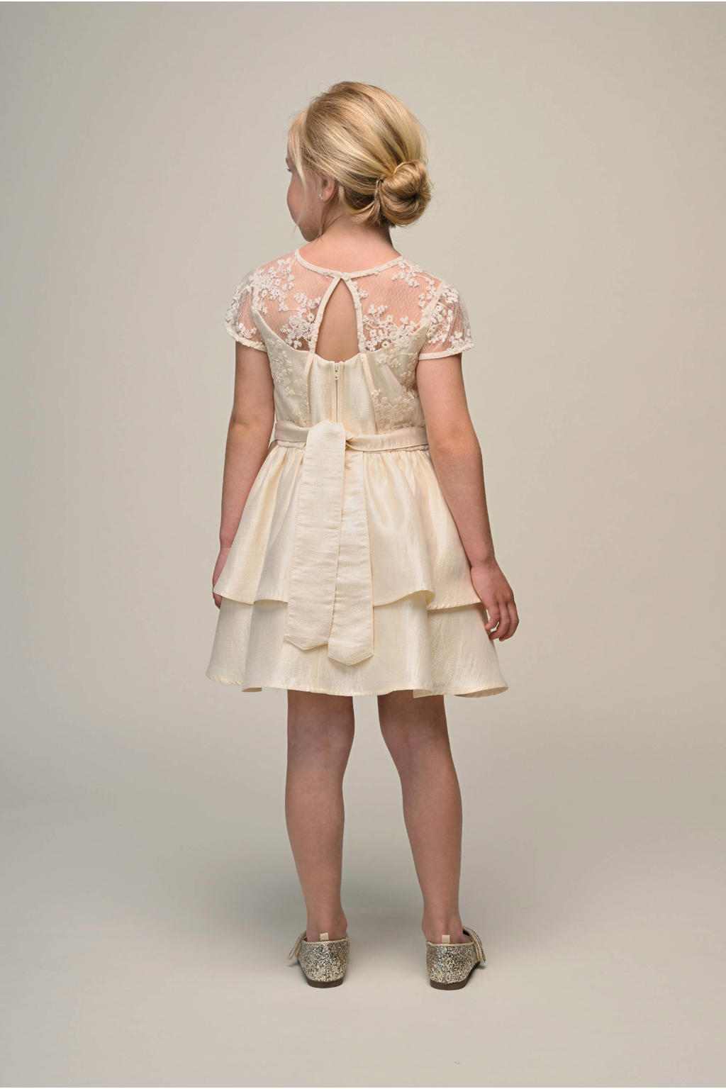 Beige meisjes Le Chic korte jurk met bloemenprint, korte mouwen, ronde hals, blinde ritssluiting en borduursels