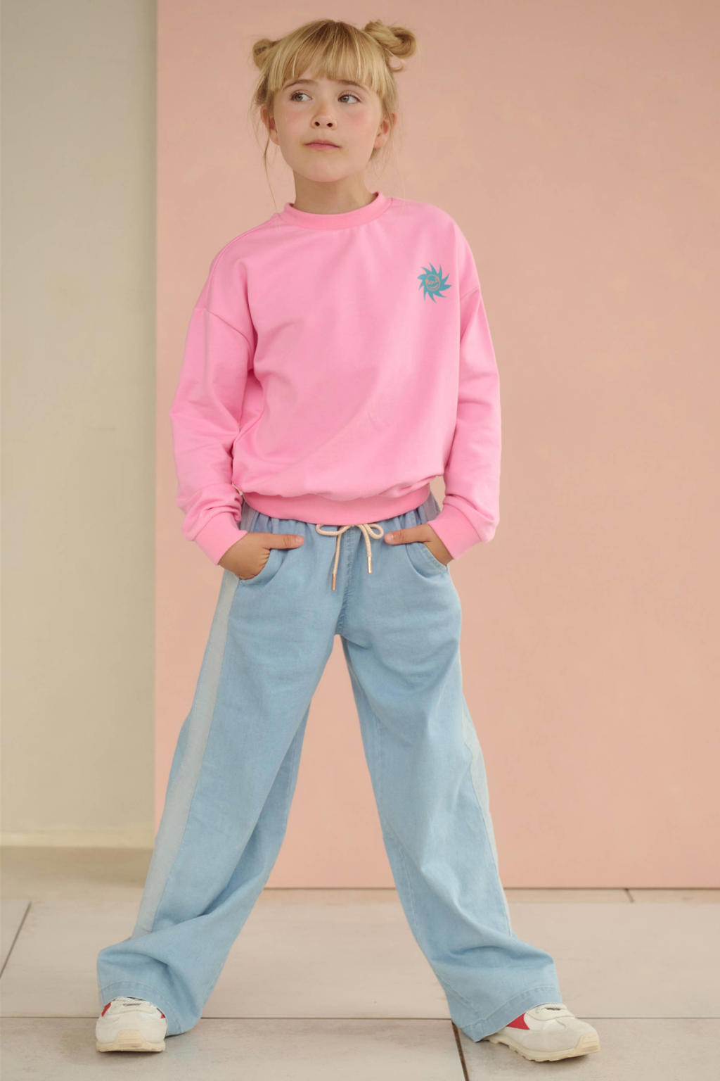 Roze meisjes NONO sweater met backprint, lange mouwen, ronde hals en geribde boorden