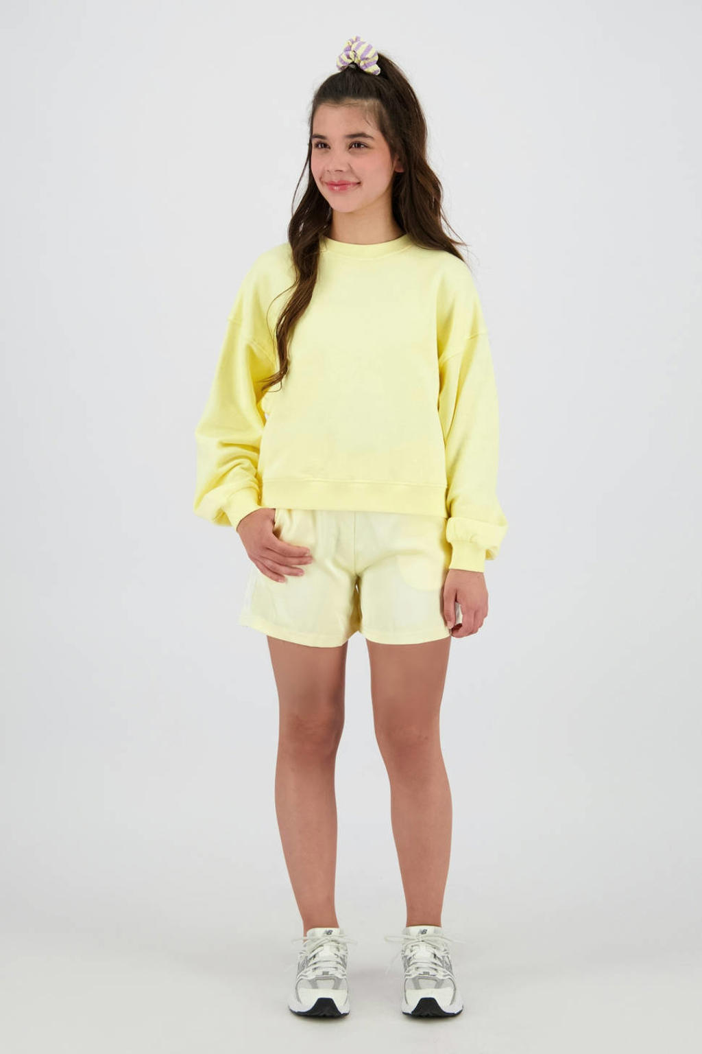 Gele meisjes Raizzed sweater met backprint, lange mouwen, ronde hals en geribde boorden