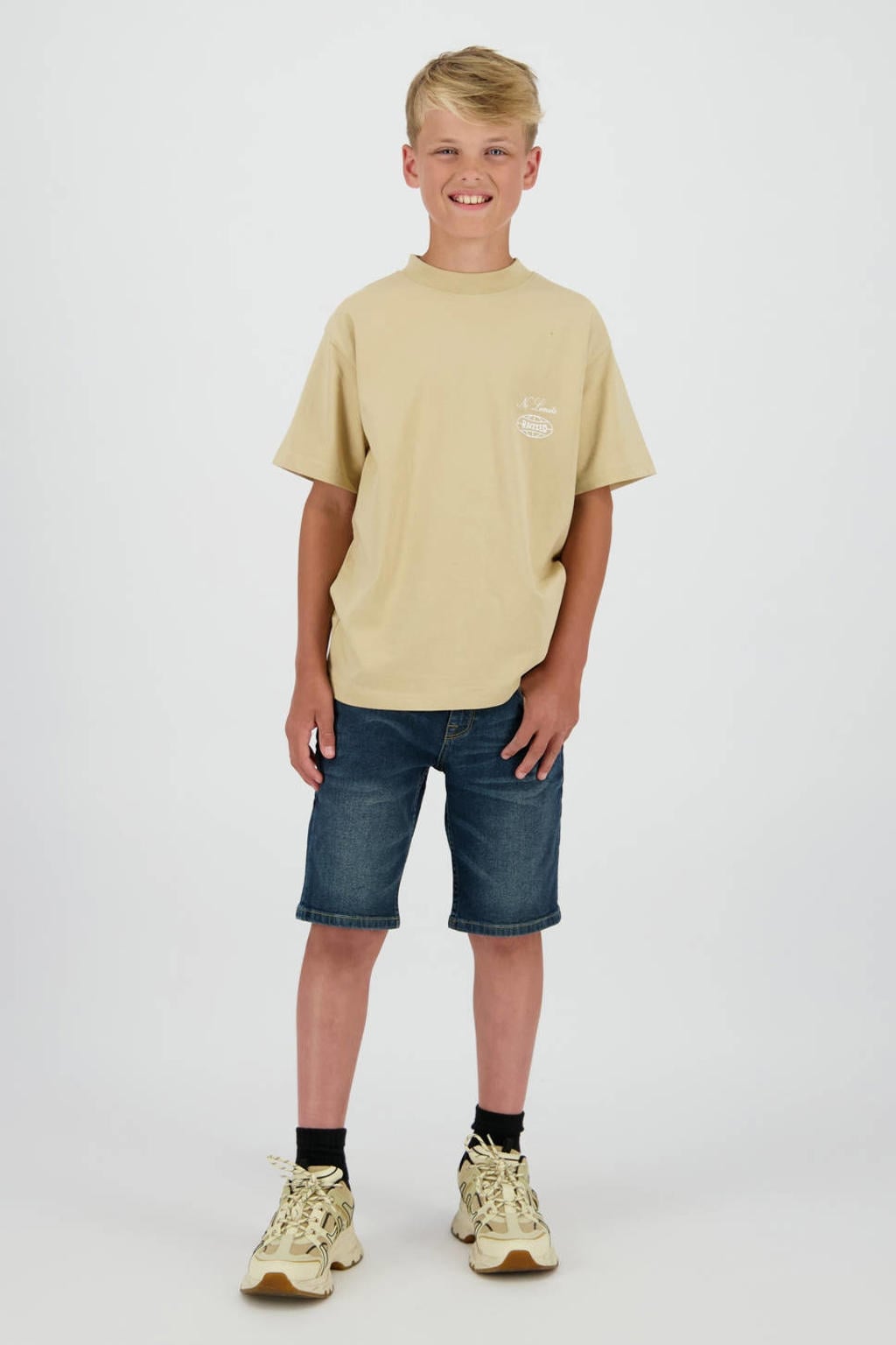 Dark blue denim jongens Raizzed regular waist short dark blue van denim met rits- en knoopsluiting en effen