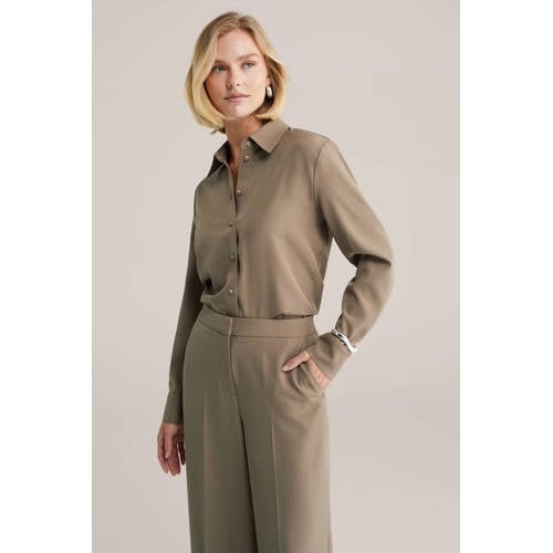 WE Fashion satijnen blouse beige afbeelding