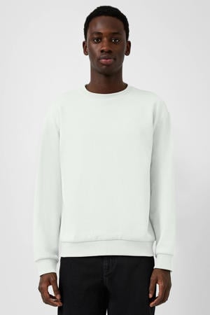 sweater ecru