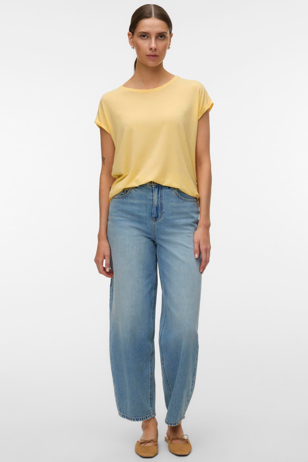 Gele dames VERO MODA T-shirt van lyocell met effen, korte mouwen en ronde hals