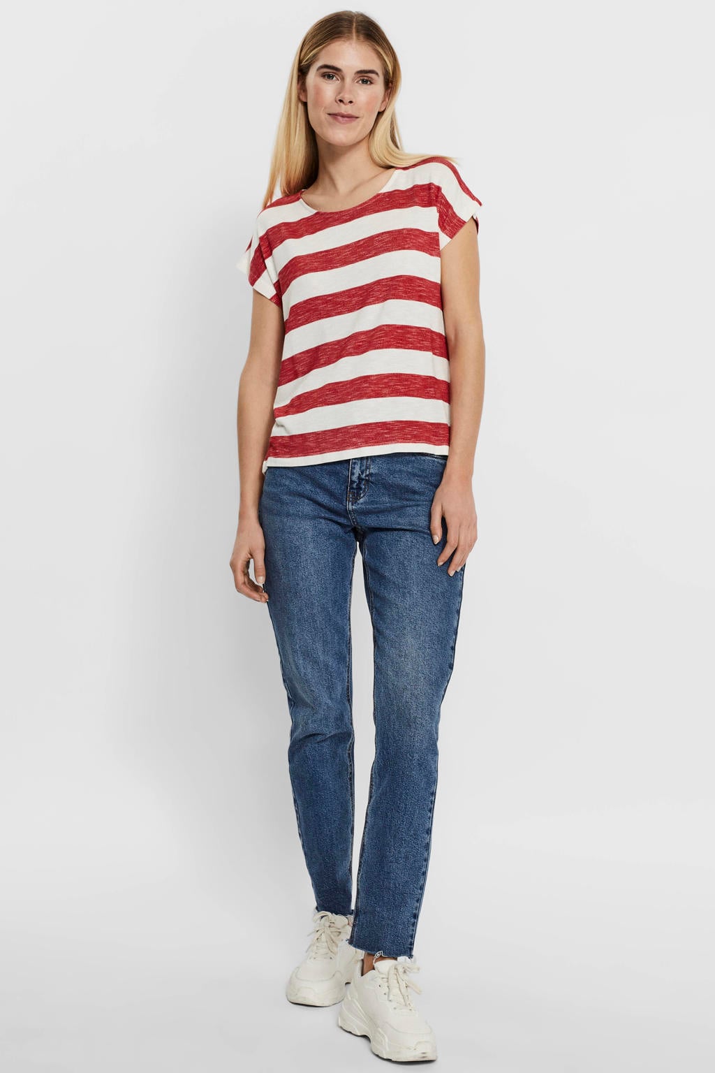 Rood en witte dames VERO MODA gestreepte T-shirt van viscose met korte mouwen en ronde hals