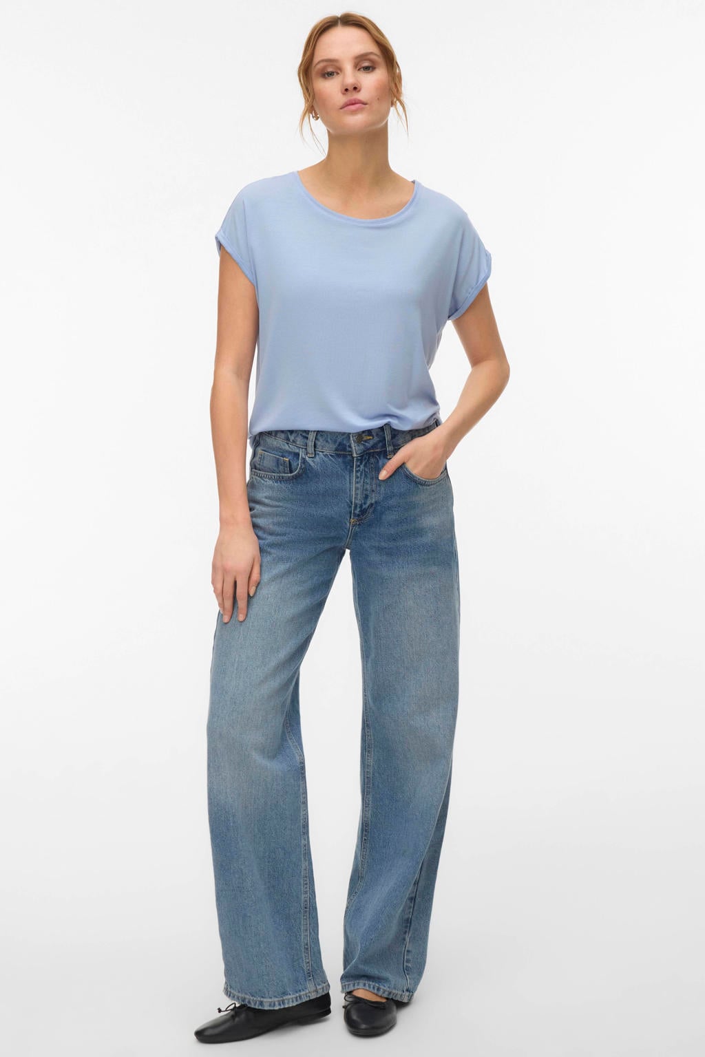 Lichtblauwe dames VERO MODA T-shirt van lyocell met effen, korte mouwen en ronde hals