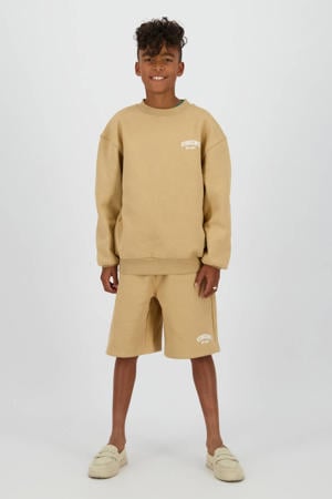 loose sweatshort zand