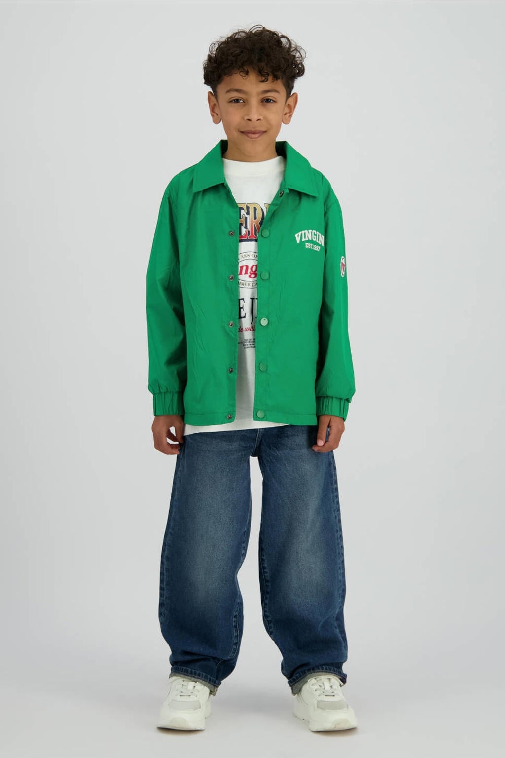 Groene jongens Vingino zomerjas van nylon met logo dessin, lange mouwen, klassieke kraag en drukknoopsluiting