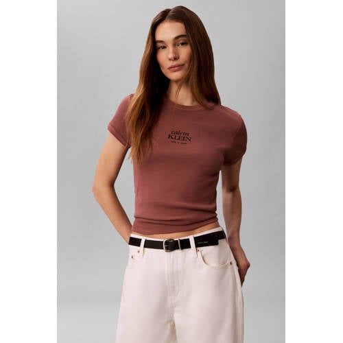 CALVIN KLEIN JEANS T-shirt roodbruin rib gebreid afbeelding