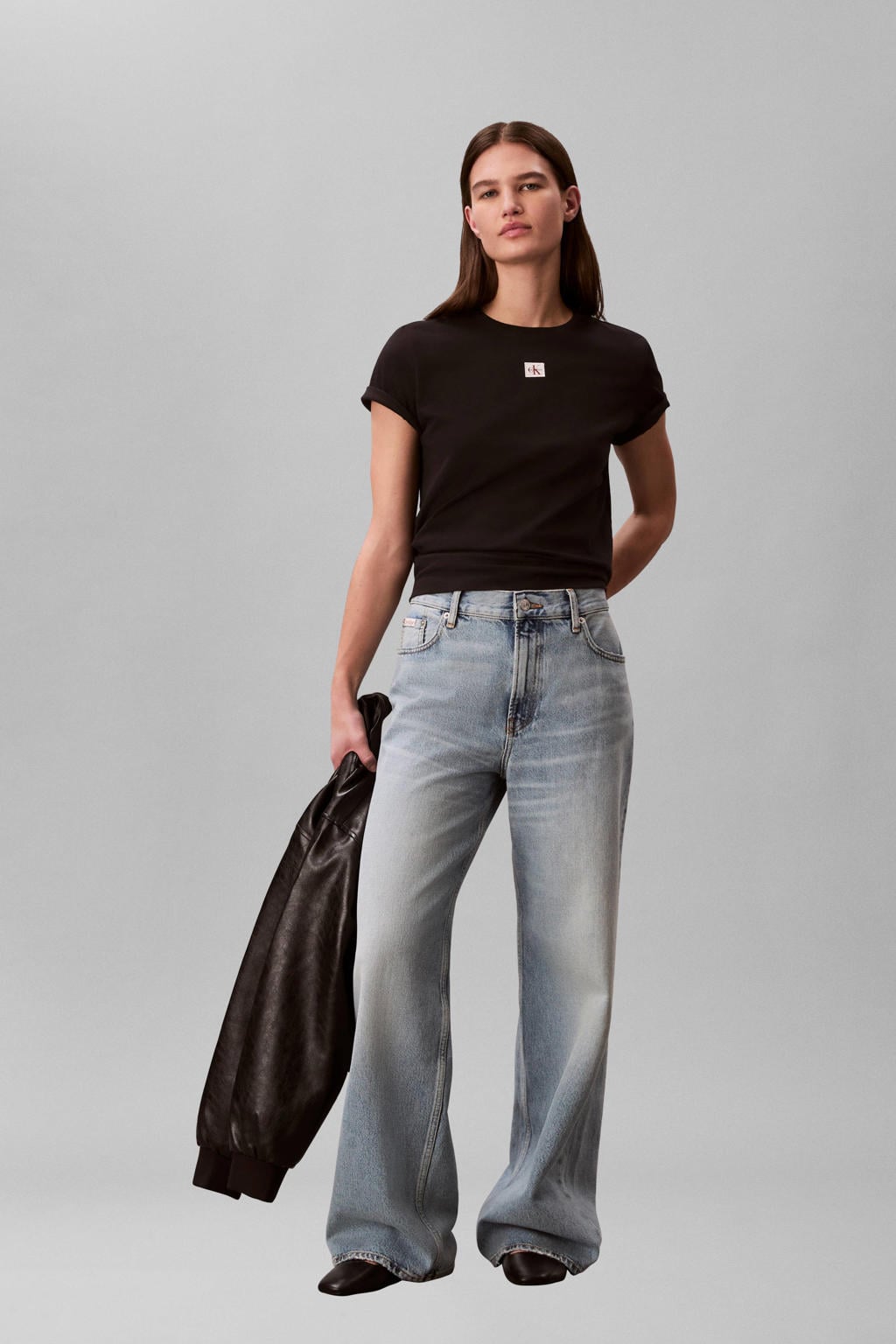 Zwarte dames CALVIN KLEIN JEANS T-shirt van katoen met effen, korte mouwen en ronde hals
