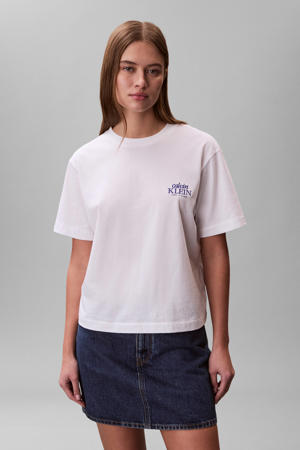 T-shirt wit