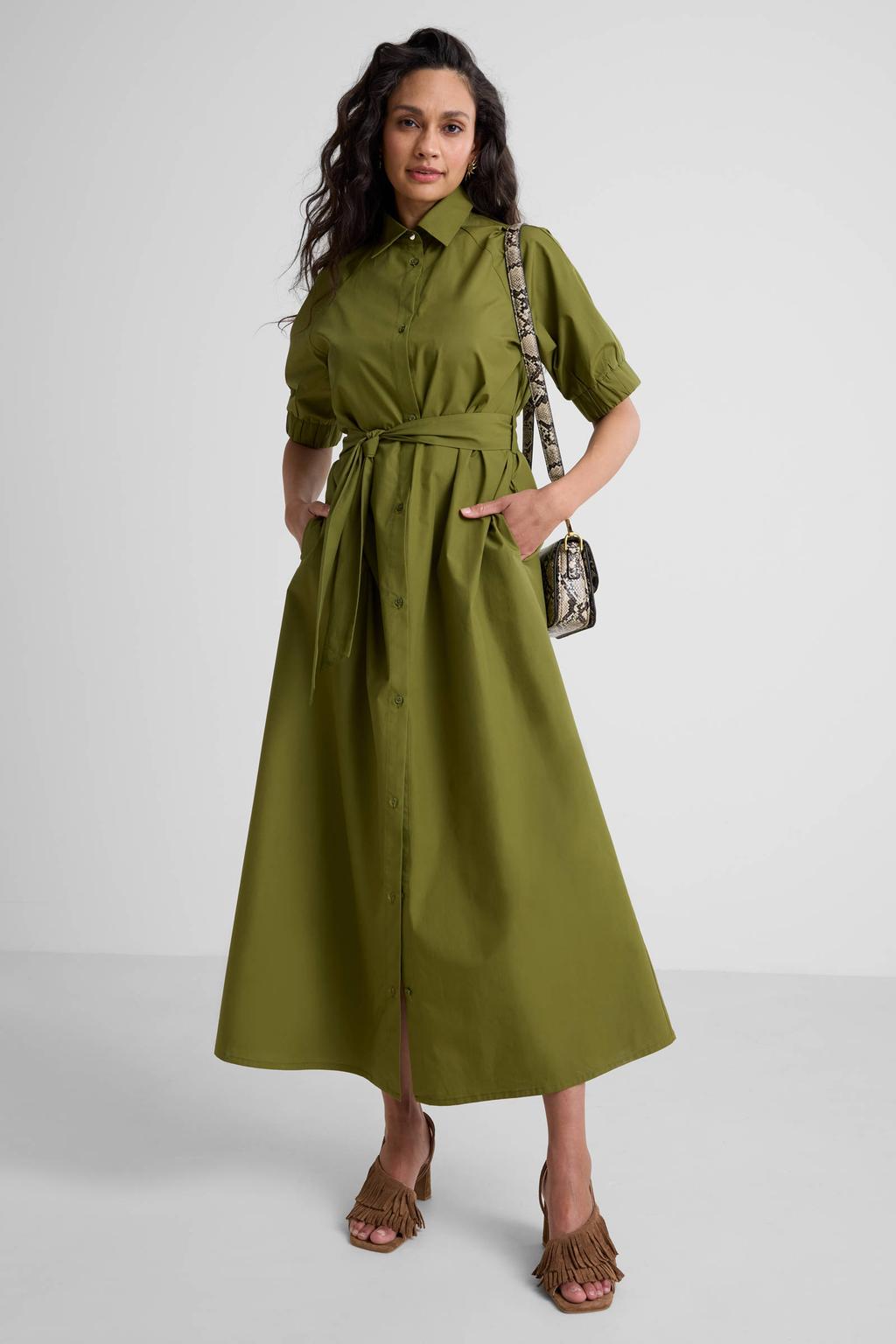 Olijfgroene dames Ruby poplin maxi overhemd jurk van viscose met effen, korte mouwen en klassieke kraag