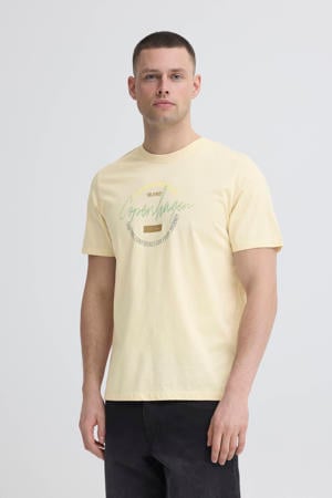regular T-shirt lichtgeel