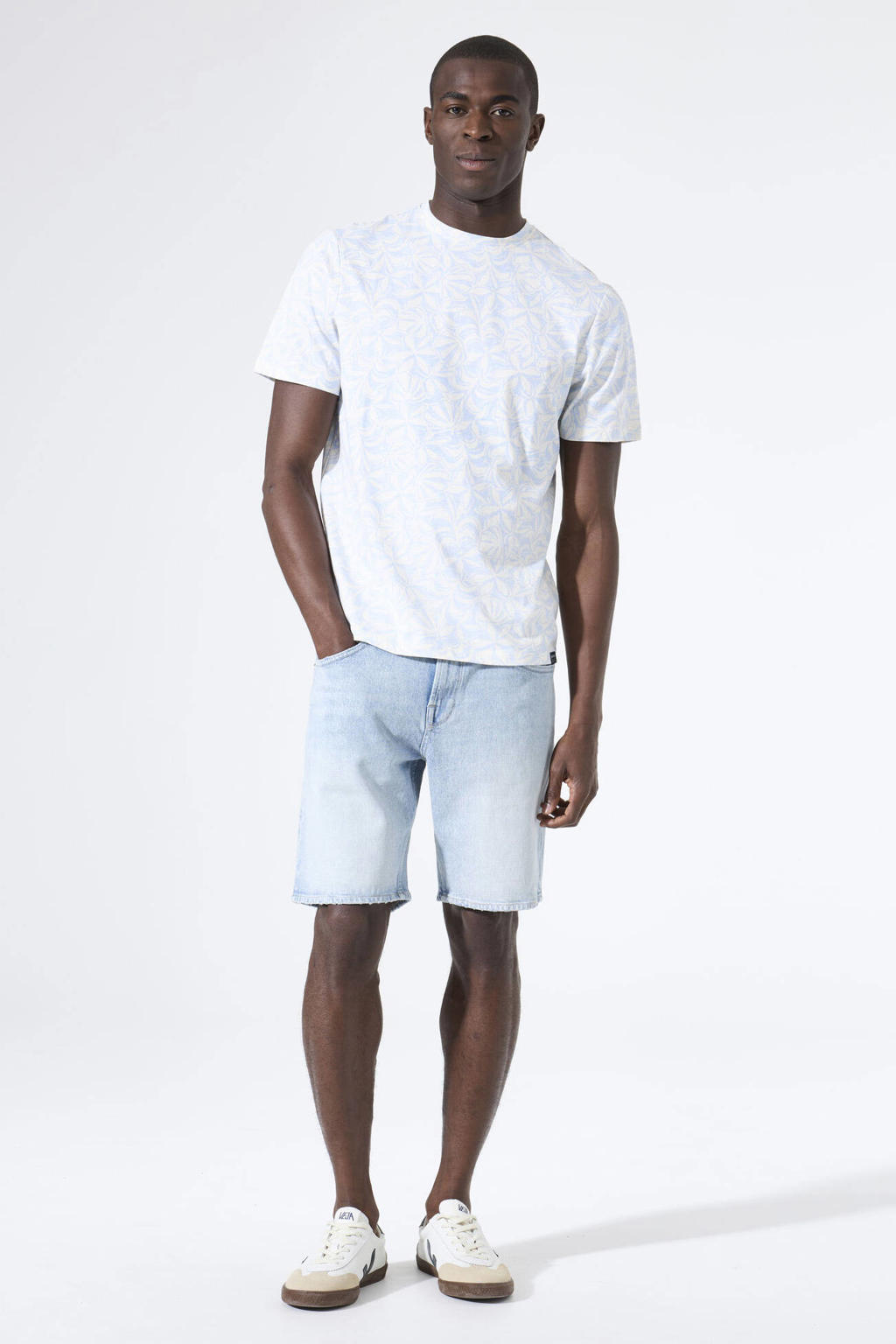 Lichtblauwe heren Garcia regular T-shirt van katoen met korte mouwen en ronde hals