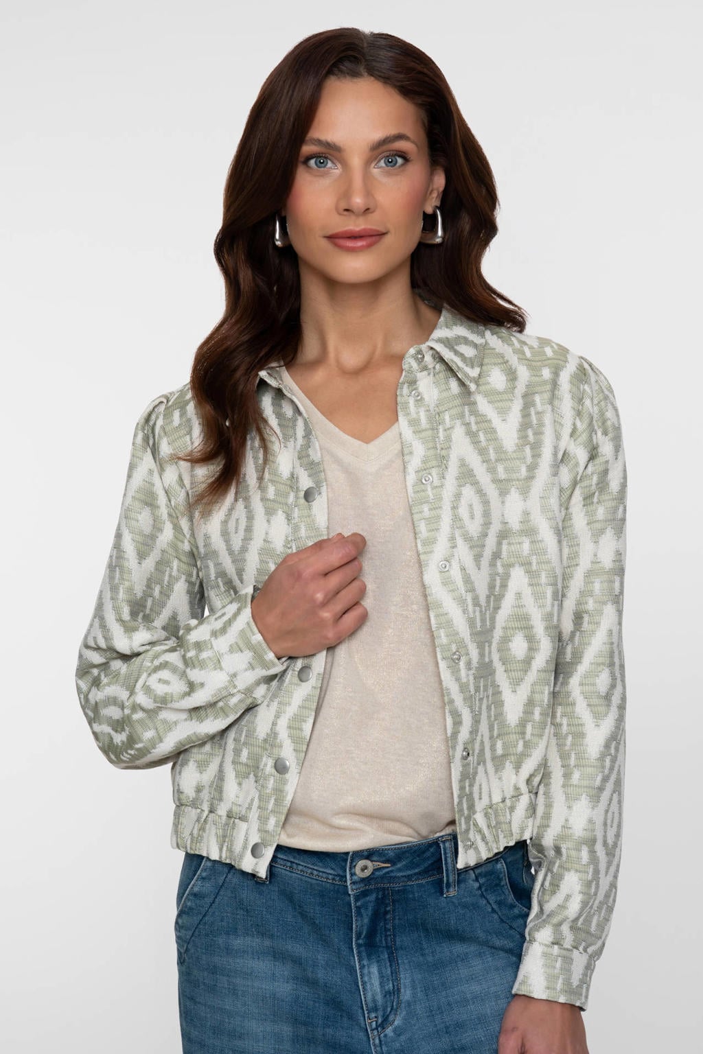 Lichtgroene dames Geisha zomerjas van polyamide met grafische print, lange mouwen, klassieke kraag en drukknoopsluiting