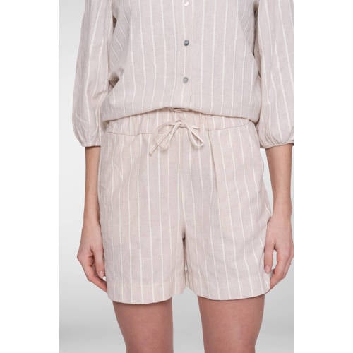 Geisha regular waist casual short met krijtstreep beige afbeelding