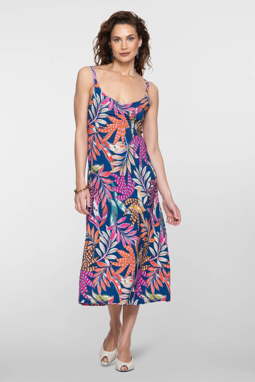 Blauw, paars en oranje dames Geisha zomerjurk van viscose met bladprint, spaghettibandjes en V-hals