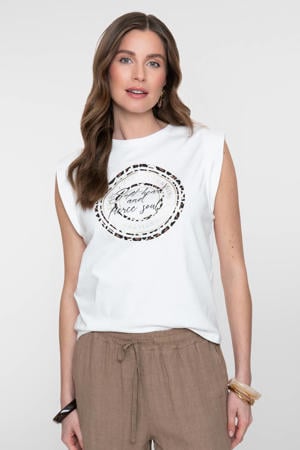 T-shirt wit
