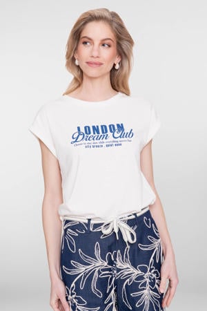 T-shirt wit