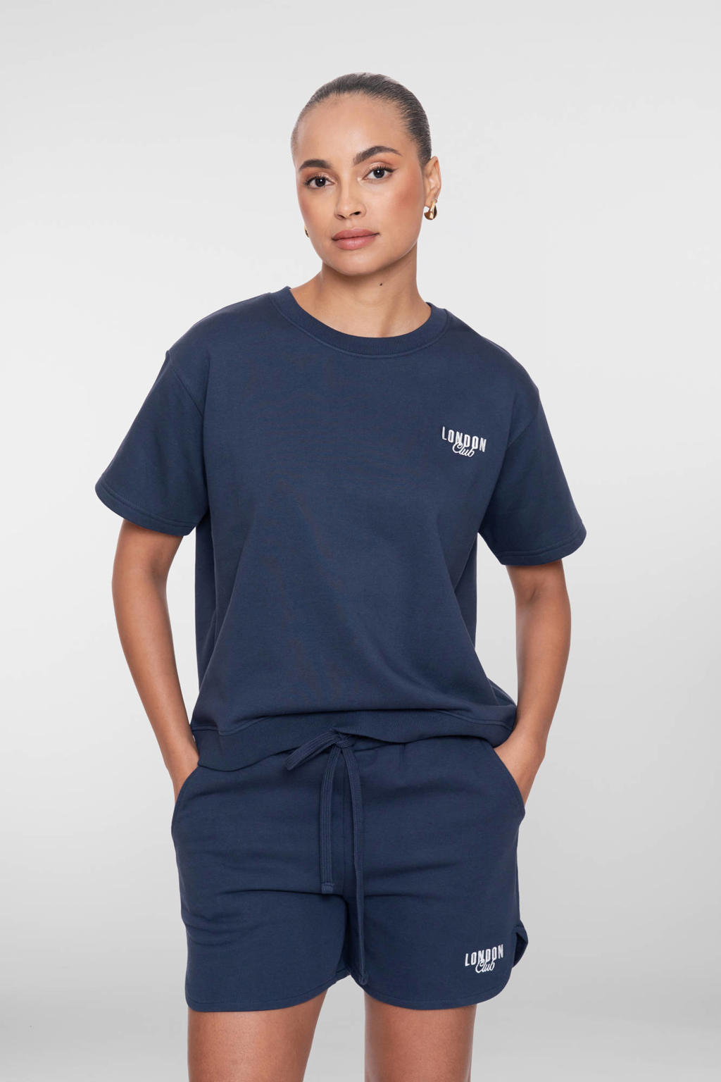 Donkerblauwe dames Geisha T-shirt van katoen met effen, korte mouwen en ronde hals