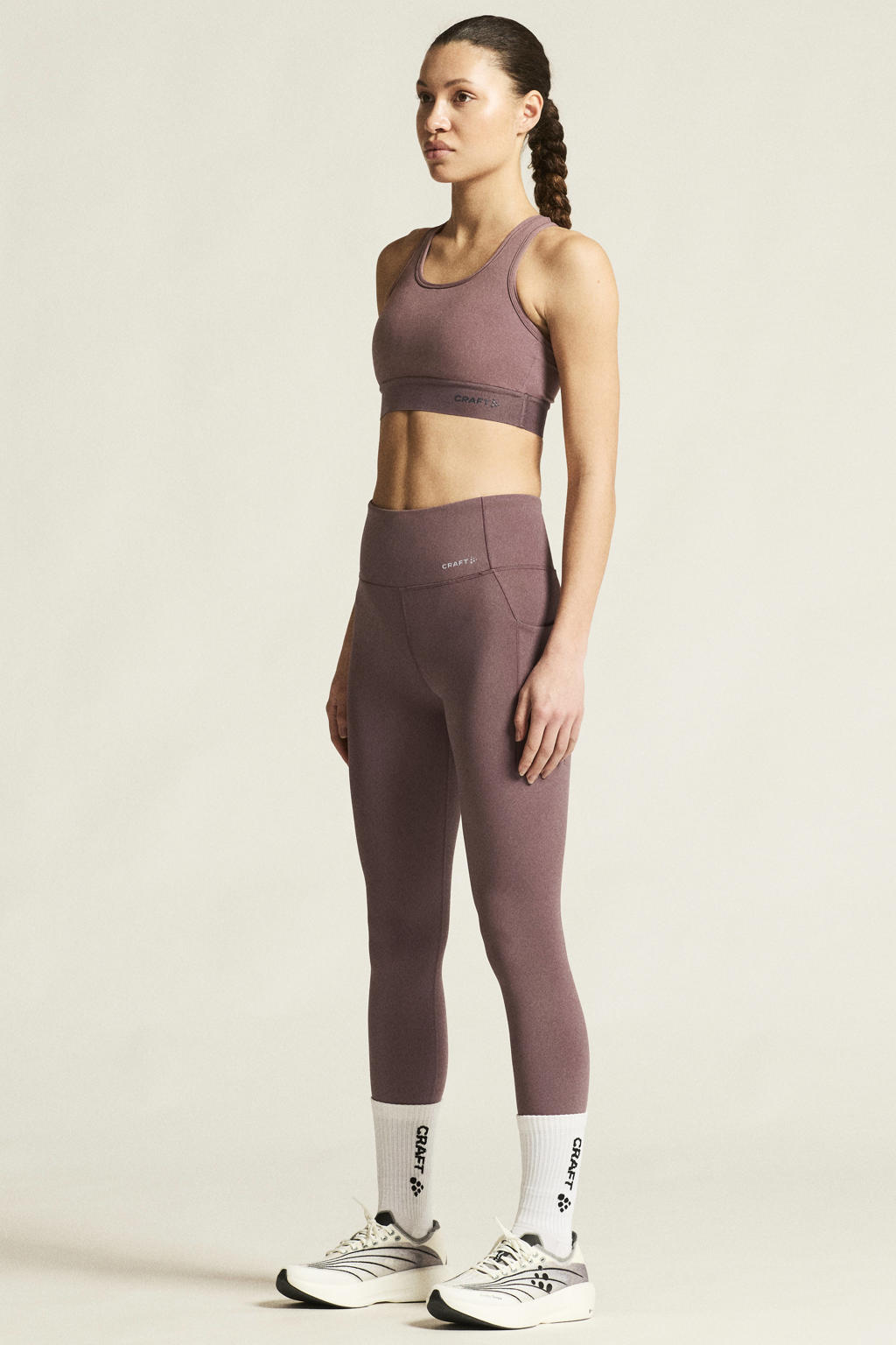 Taupe dames Craft ADV Essence sportbroek van polyamide met slim fit, regular waist, elastische tailleband en effen
