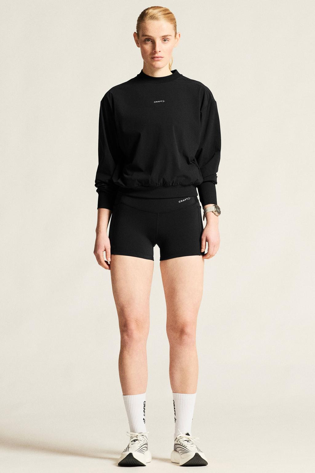 Zwarte dames Craft sportshort Adv Essence van polyamide met slim fit, regular waist, elastische tailleband met koord en effen