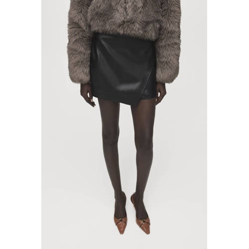 Mango imitatieleren skort zwart afbeelding